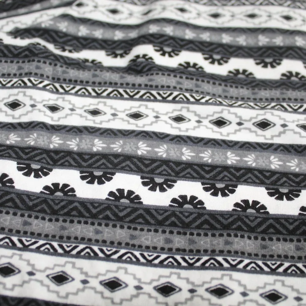 Girls Old Navy Full Length Leggings Black White Gray Geometric Shapes 10/12 NWOT